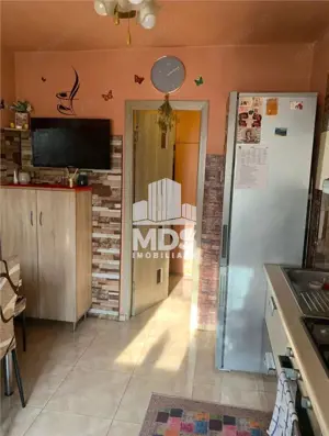 Decomandat, mobilat si utilat cu 2 bai si 2 balcoane la etajul 3 - imagine 6