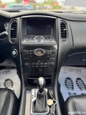 Infiniti 10500  - imagine 18