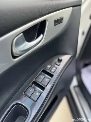 Infiniti 10500  - imagine 8