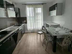 Casa tip duplex de inchiriat, 150 mp, Radauti