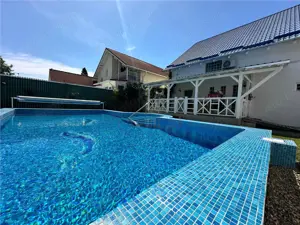 GIROCULUI - CASA INDIVIDUALA - PISCINA  INCALZITA - SAUNA - GARAJ - PANOURI SOLARE - imagine 11