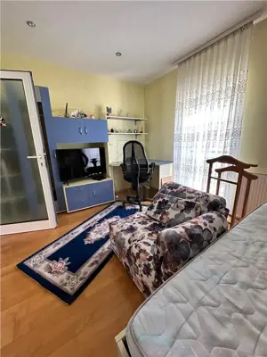 GIROCULUI - CASA INDIVIDUALA - PISCINA  INCALZITA - SAUNA - GARAJ - PANOURI SOLARE - imagine 13