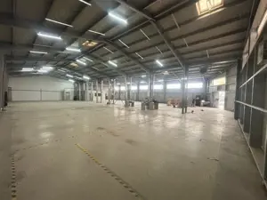 Hala si birouri pe sos. Berceni, 1110mp, in apropiere de metrou - imagine 3