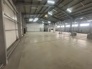 Hala si birouri pe sos. Berceni, 1110mp, in apropiere de metrou - imagine 6