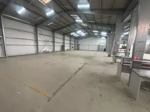 Hala si birouri pe sos. Berceni, 1110mp, in apropiere de metrou - imagine 4