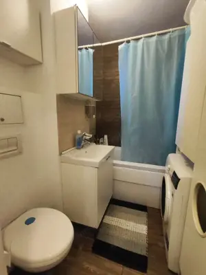 Apartament 3 Camere Renovat Complet Bloc Reabilitat - imagine 10