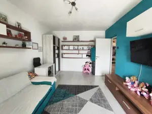 Apartament 3 Camere Renovat Complet Bloc Reabilitat - imagine 4