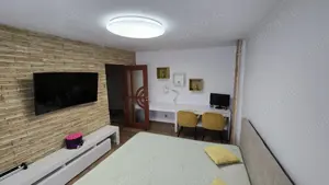 INCHIRIEZ Garsoniera zona Centrala - imagine 8