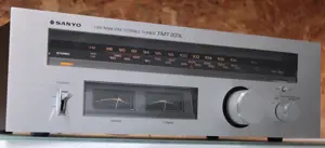 Tuner Sanyo FMT 203L(Japonia,1980).