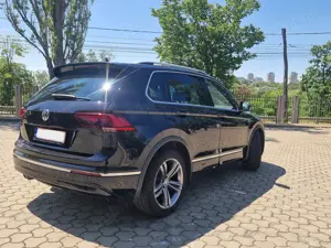 Volkswagen Tiguan 1.5 TSI | 2020 | R-Line | 131 CP | Black Pearl