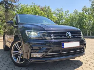 Volkswagen Tiguan 1.5 TSI | 2020 | R-Line | 131 CP | Black Pearl