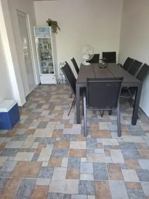 Casa 3 camere in Nadlac renovata recent - imagine 10