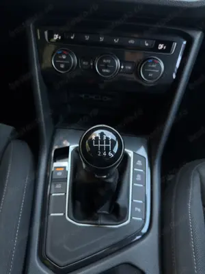 Volkswagen Tiguan 1.5 TSI | 2020 | R-Line | 131 CP | Black Pearl - imagine 7