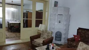 Proprietate deosebita ideala pentru o familie numeroasa sau investitie - imagine 4