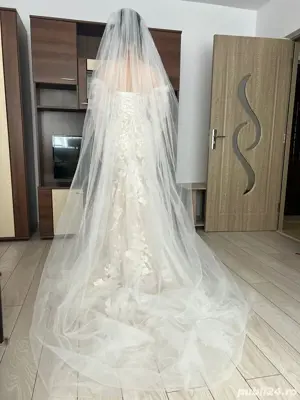 Rochie de mireasă tip Sirenă - imagine 3