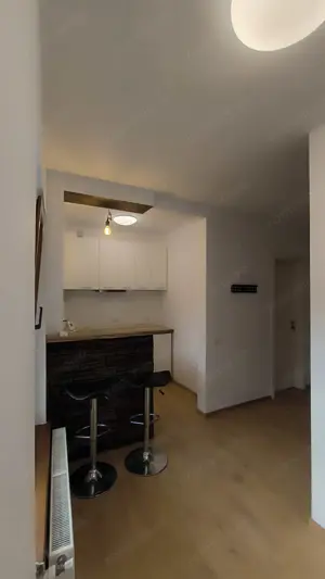 Zona Ronat, apartament la vila, totul nou, parcare privata, centrala, clima - imagine 2