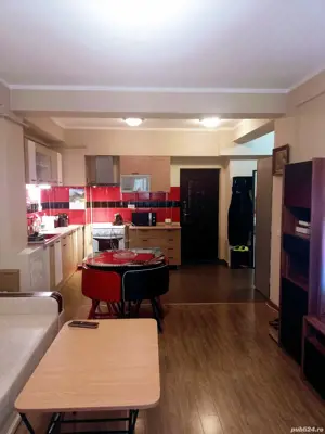 Închiriez apartament cu 2 camere decomandat  - imagine 2