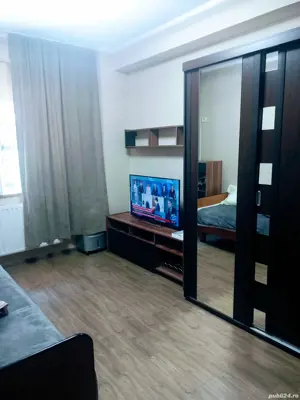 Închiriez apartament cu 2 camere decomandat  - imagine 3