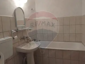 Apartament cu 3 camere, de închiriat, în Baia Mare - imagine 5