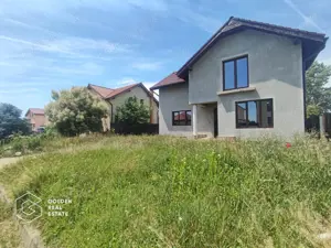 Casa cu teren de 697 mp si 5 dormitoare, Westfield