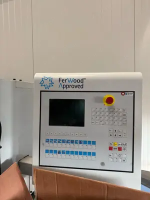 Masina de aplicat cant