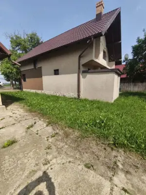 Casa + teren 2600mp, zona Horodnic de Sus, Radauti - imagine 16