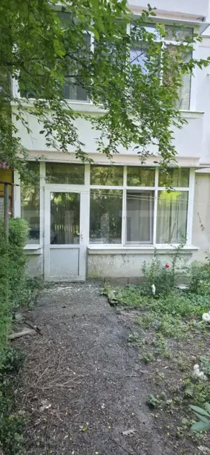 Apartament 3 camere , 57 mp ,zona Cina - imagine 6