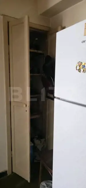 Apartament 3 camere , 57 mp ,zona Cina - imagine 9