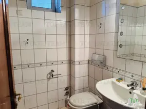 SUPER PROPIETATE, vila 709 mp construiti, teren 1213 mp, cu piscina si garaj, la PADUREA ROSU - imagine 15