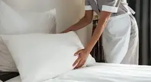 Casa Sf Andrei SRL angajează 2 îngrijitoare de ocrotire socială și sanitară