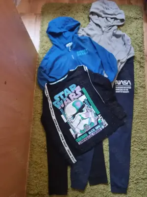 Set 2 Hanorace + 2 Pantaloni + 1 Bluza Star Wars 12-13 ani 164 cm