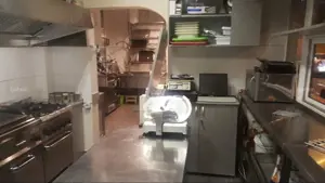 Carol Mosilor Subsol Parter Supr 115 mp locatie excelenta - imagine 3