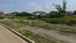 Proprietar vand teren locuinte si functiuni complementare, toate utilitatile  - imagine 2