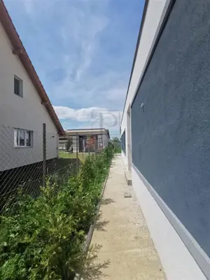 Calea Urseni - Duplex despartit prin baie - suprafata utila generoasa - imagine 4