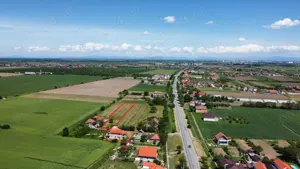 Teren intravilan de 1.900 mp | Decebal | La doar 3,5 km de Satu Mare - imagine 4