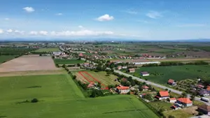 Teren intravilan de 1.900 mp | Decebal | La doar 3,5 km de Satu Mare - imagine 2