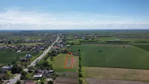 Teren intravilan de 1.900 mp | Decebal | La doar 3,5 km de Satu Mare - imagine 7