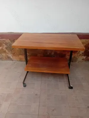 Masa pe roti (masa de cafenea) - imagine 4