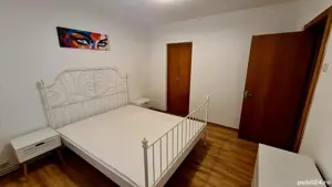 Proprietar inchiriez ultracentral decomandat si renovat  - imagine 8