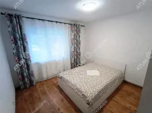 Apartament renovat cu 3 camere 2 bai si pivnita in Sibiu