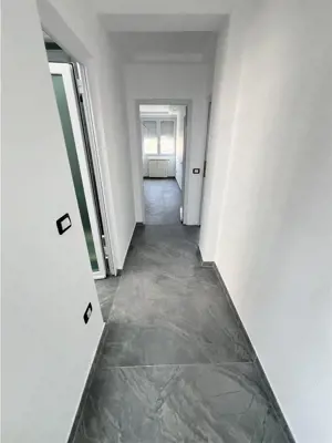 3 camere decomandat Ultracentral totul nou, CENTRALA PROPRIE - imagine 16