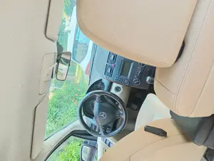       Vând Mercedes A class A180     