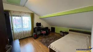 Vila spatioasa in Sancraiu, 2 intrari, foisor, parcare,5 minute de Targu Mures - imagine 12