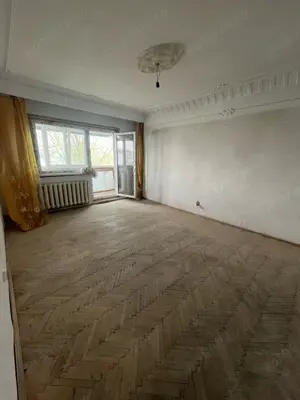 Apartament trei camere - Zona Poliție Gară - 74 mp