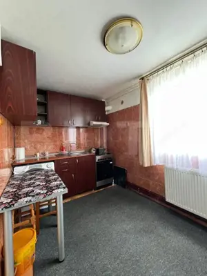 Garsoniera de vanzare, decomandata , zona Micro 3  - imagine 5