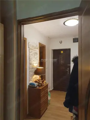 garsoniera sebastian, parc, str. Motoc - imagine 4