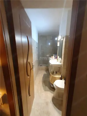 garsoniera sebastian, parc, str. Motoc - imagine 5