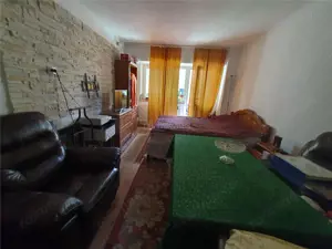 garsoniera sebastian, parc, str. Motoc