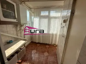 Apartament 4 camere zona Vest - imagine 6 Apartament 4 camere zona Vest - imagine 6