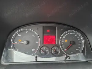 Vând Volkswagen Touran - imagine 6